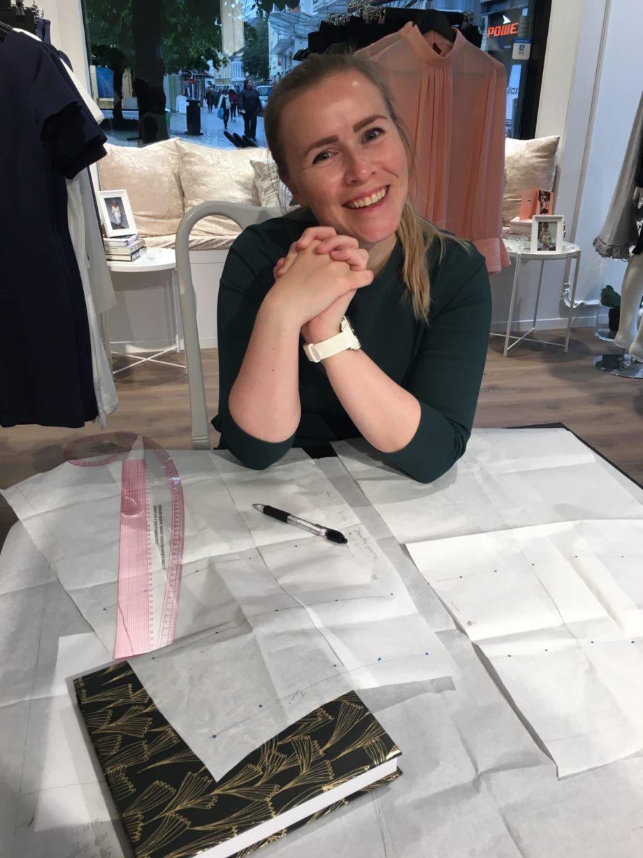 Sew with Kathrine - Learn how to make skirt- and shirt pattern with a basic sleeve pattern